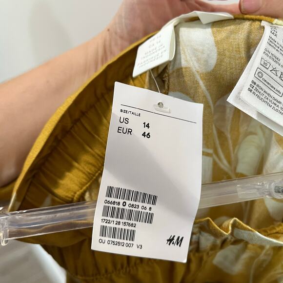 H&M Wide Leg Palazzo Pants Yellow Tropical Print Vacation Resort Wear Sz 14 NWT - Picture 5 of 10